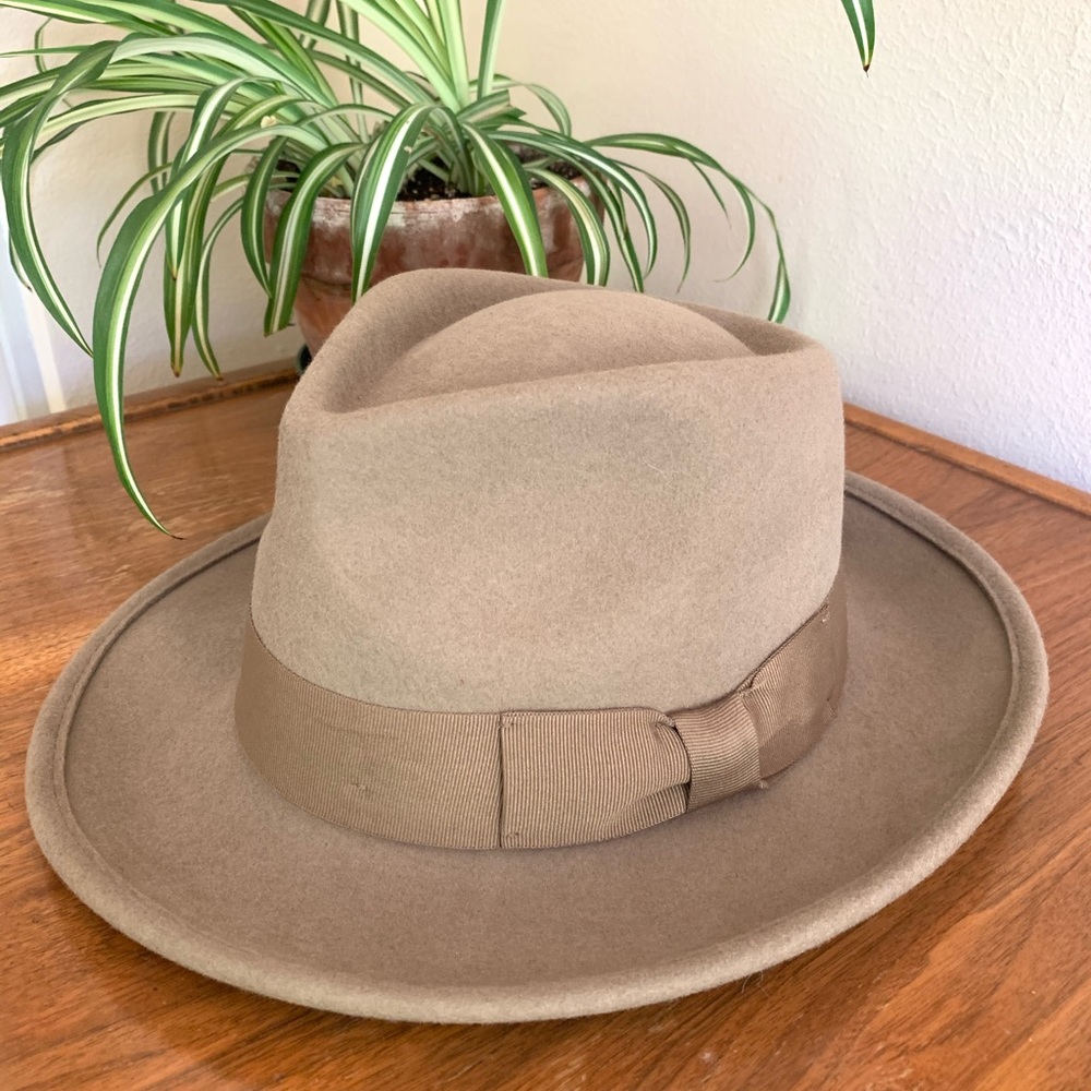 Wyeth Tan Wool Fedora w/ Ribbon - NWOT